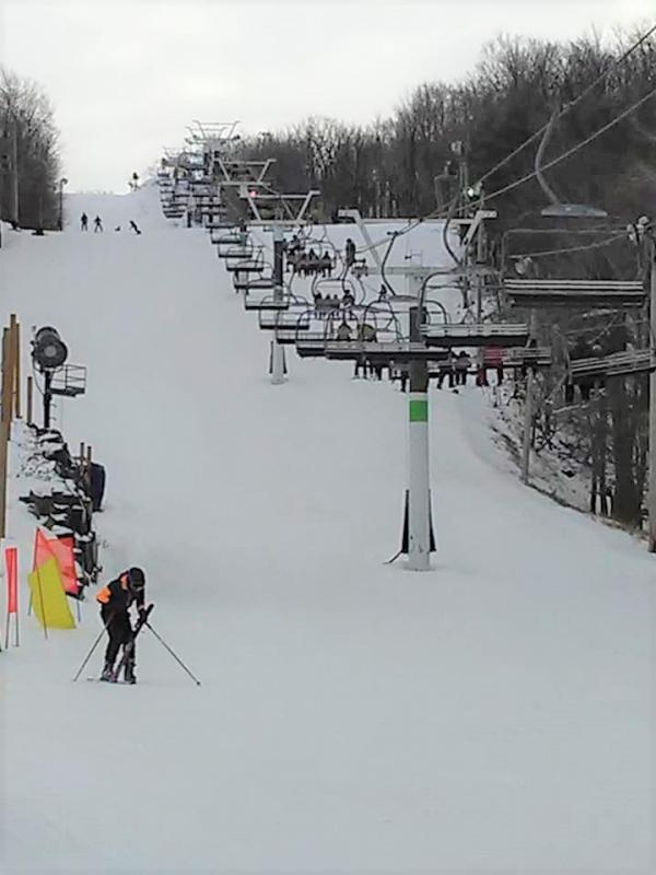 Ski Saint Bruno - Quelle belle façon de dire adieu à 2020 Ski Saint Bruno - Quelle belle façon de dire adieu à 2020